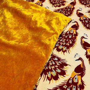 OPALHOUSE Amber Reversible Velvet Peacock Comforter - King